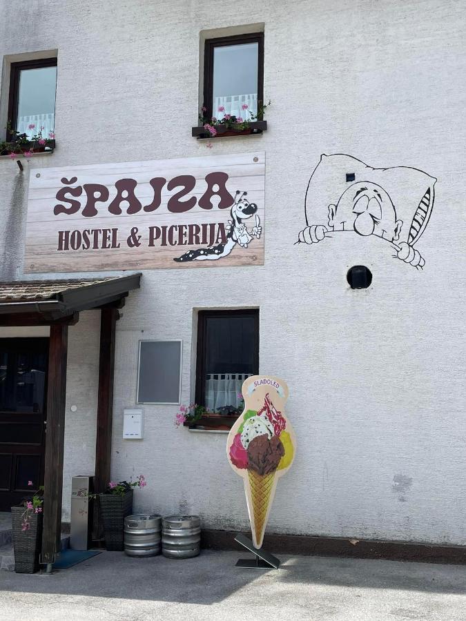 Hostel In Picerija Spajza Mojstrana Exterior photo